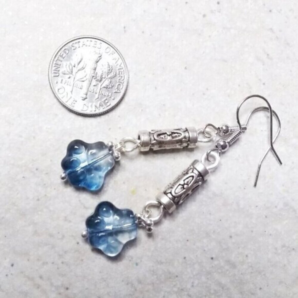 Pawprints! Pet Lovers Earrings!  Dog & Cat Lovers! - Picture 3 of 6